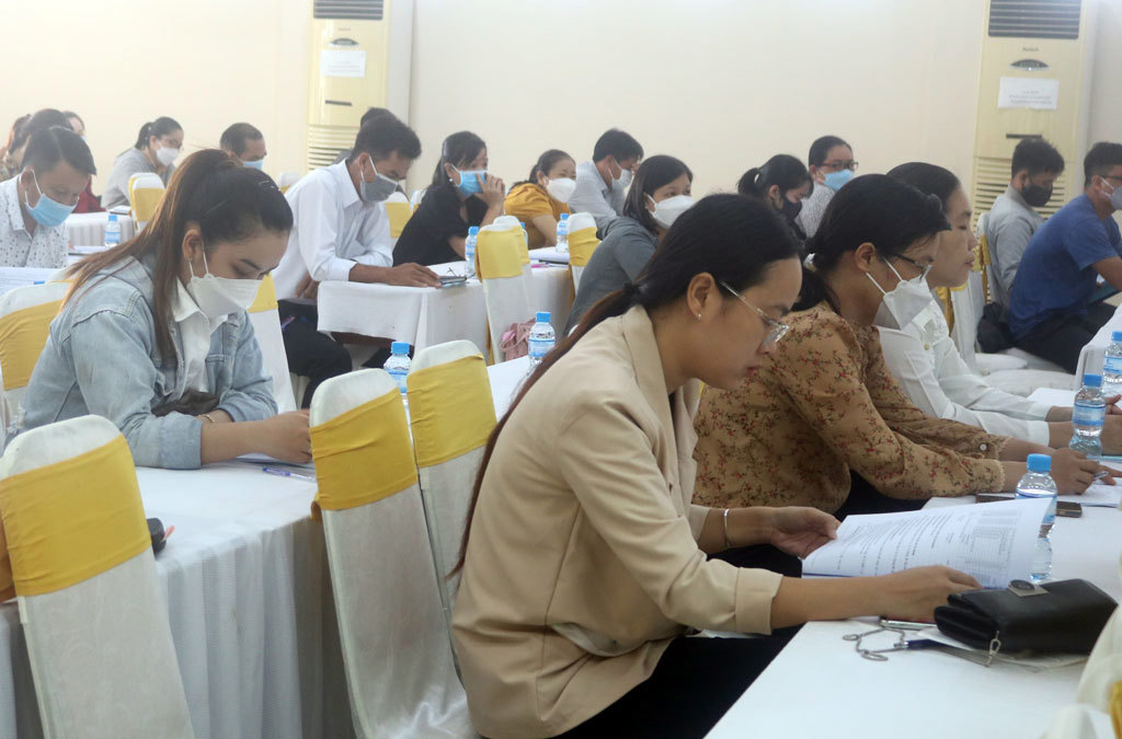 Các học viên dự tập huấn bồi dưỡng nghiệp vụ cho kế toán hợp tác xã. Ảnh: Huỳnh Hương