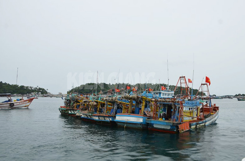 Tàu cá của ngư dân neo đậu tại cảng cá Nam Du, huyện Kiên Hải (Kiên Giang). Ảnh: Gia Bảo