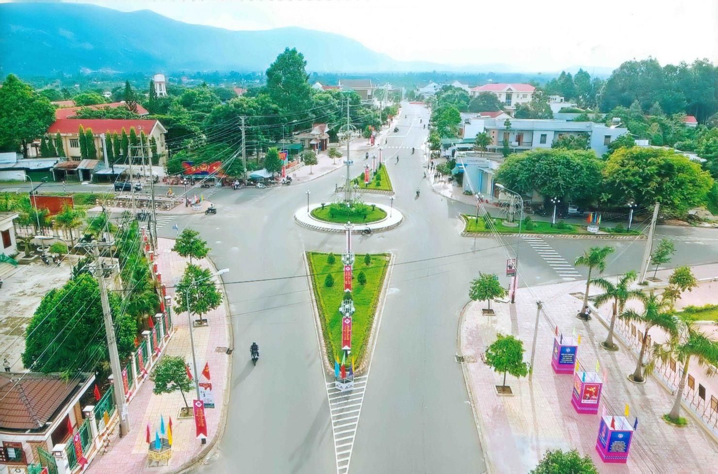 Trung tâm thị trấn Krông Kmar (huyện Krông Bông). Ảnh: Khả Lê