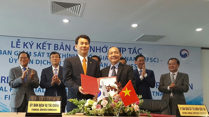 Việt Nam - Hàn Quốc ký kết kết ghi nhớ về chia sẻ kinh nghiệm lĩnh vực tài chính.
