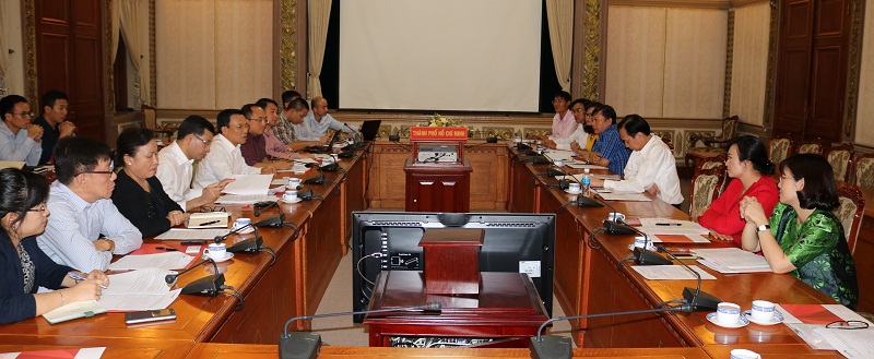 Lãnh đạo Bộ Tài chính, Công ty Vietlott và Lãnh đạo UBND TP. Hồ Chí Minh tại buổi làm việc. Ảnh Thanh Sơn