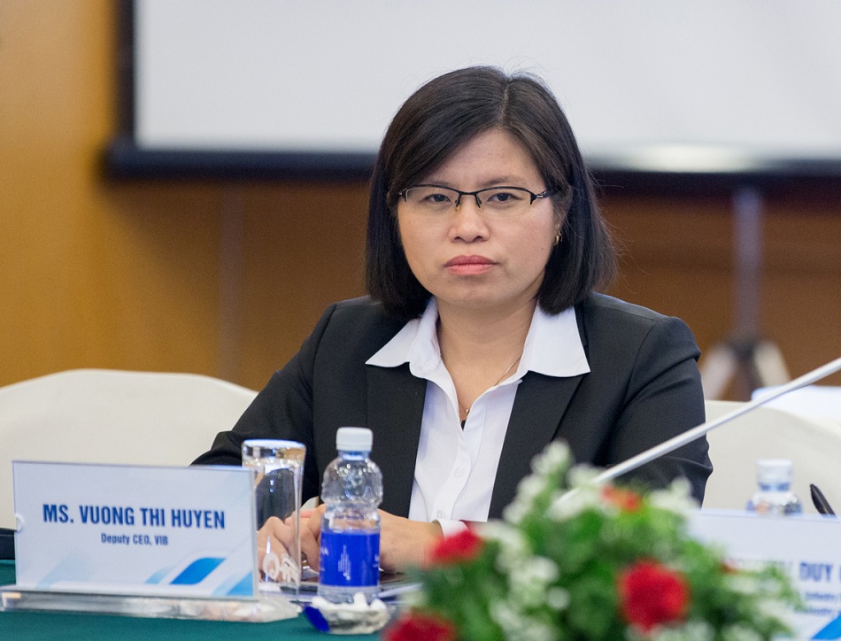 Bà Vương Thị Huyền, Phó Tổng Giám đốc kiêm Giám đốc Khối Khách hàng Doanh nghiệp ngân hàng VIB. Ảnh Ngọc Giang