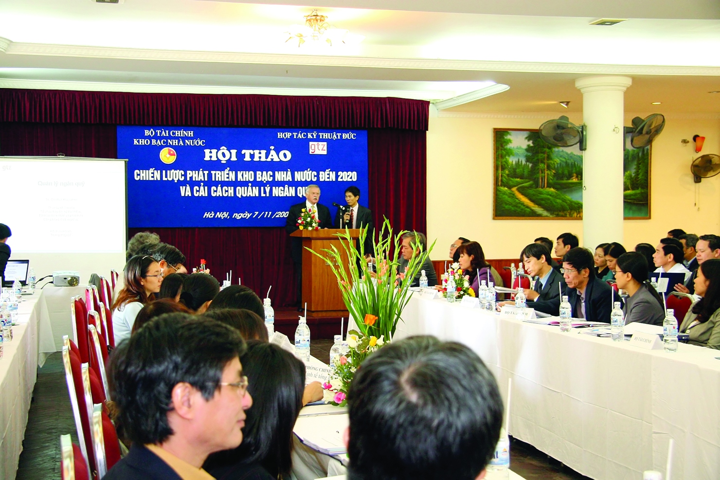Hội thảo Chiến lược phát triển Kho bạc Nhà nước đến năm 2020 và cải cách quản lý ngân quỹ do Kho bạc Nhà nước Việt Nam và Tổ chức Hợp tác Kỹ thuật Đức phối hợp tổ chức 