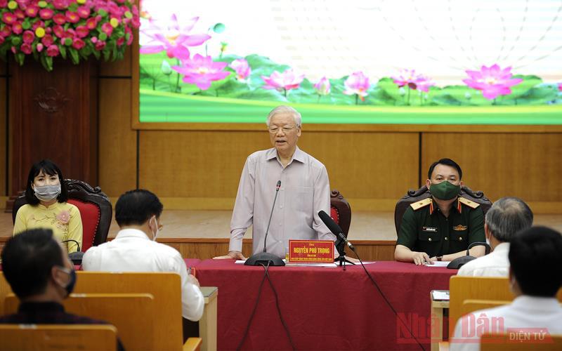 Tổng Bí thư Nguyễn Phú Trọng, Bí thư Quân ủy Trung ương phát biểu tại hội nghị. (Ảnh: ĐĂNG KHOA) 