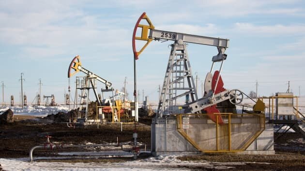 Một mỏ dầu gần Almetyevsk, Tatarstan, Nga. Ảnh CNBC.