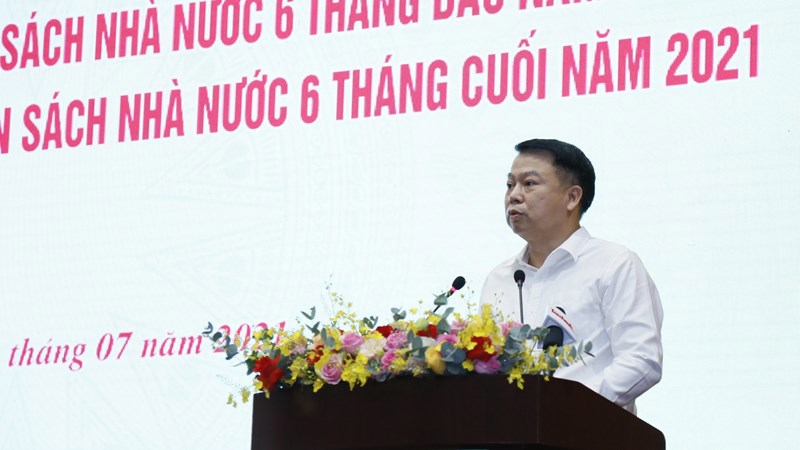 7.	Tổng Giám đốc KBNN Nguyễn Đức Chi báo cáo tham luận tại Hội nghị 