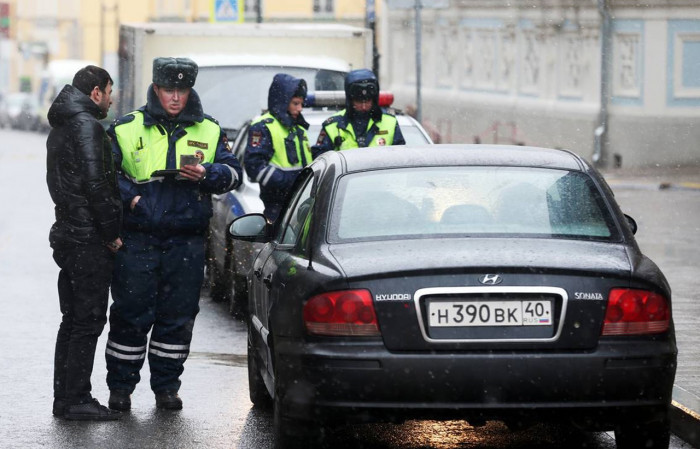 Nga là một trong những quốc gia có chế tài xử phạt vi phạm giao thông mạnh tay nhưng việc thực thi lại lỏng lẻo
