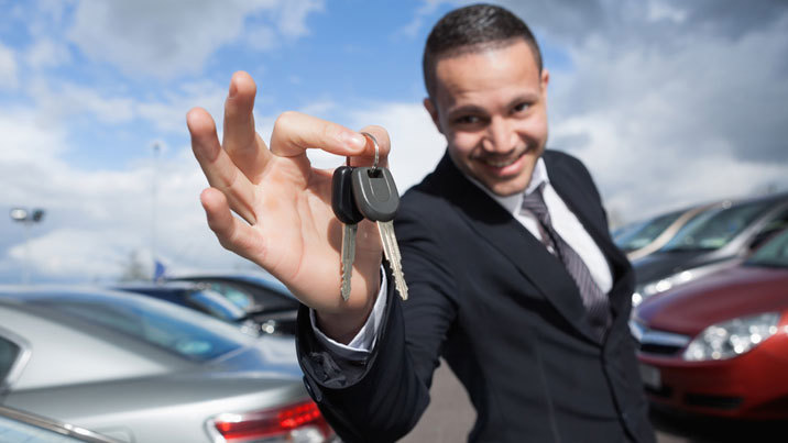 Tiết kiệm và tìm cách nâng cao mức thu nhập thường xuyên là chìa khóa sở hữu xe hơi