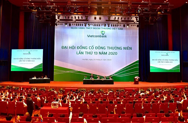 Đoàn Chủ tọa điều hành Đại hội đồng cổ đông thường niên lần thứ 13 của  Vietcombank