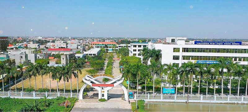Trường Đại học Thái Bình dành tặng “Học bổng nhập học sớm” dành cho tất cả thí sinh đủ điều kiện trúng tuyển vào các ngành học của Nhà trường