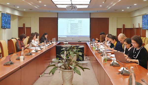 Ngân hàng TMCP Ngoại thương Việt Nam tổ chức các buổi họp triển khai nhiệm vụ thông qua hình thức trực tuyến