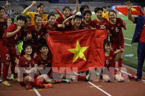 Đội tuyển bóng đã nữ Việt Nam giành Huy chương vàng tại SEA Games 30