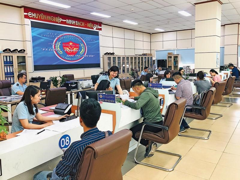 Cán bộ công chức Cục Hải quan Quảng Ninh quyết tâm phấn đấu hoàn thành số thu NSNN năm 2020 ở mức cao nhất
