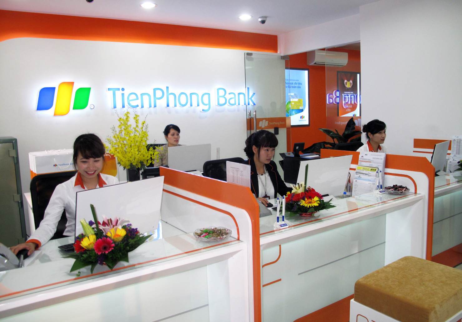 Tienphong Bank phát triển mô hình giao dịch đa năng, hiện đại. Ảnh FinancePlus.vn