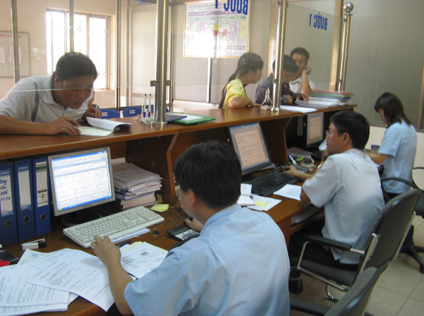 Hải quan Quảng Ninh đang nỗ lực thực hiện Đợt thi đua nước rút 90 ngày đêm để hoàn thành nhiệm vụ năm 2013