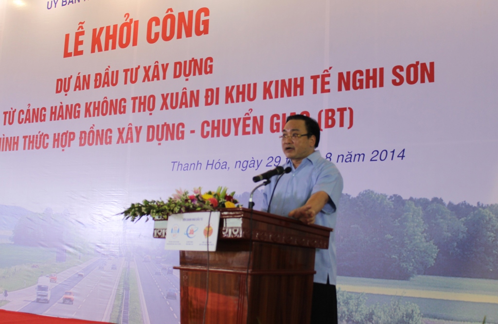 Phó Thủ tướng Chính phủ Hoàng Trung Hải phát biểu tại Lễ khởi công