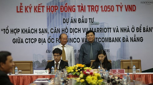 Đại diện Vietcombank Đà Nẵng và Công ty cổ phần Địa ốc Foodinco ký Hợp đồng Tín dụng