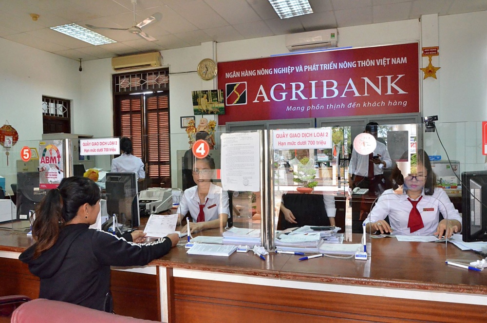 Agribank góp sức  xây dựng nền hành chính công hiện đại.