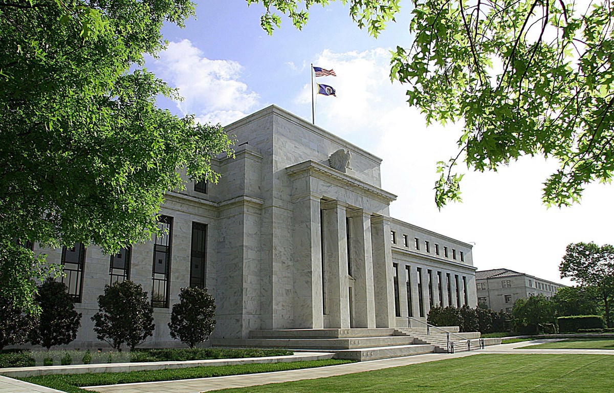 Fed khuyến cáo về các tác động kinh tế của dịch COVID-19.
