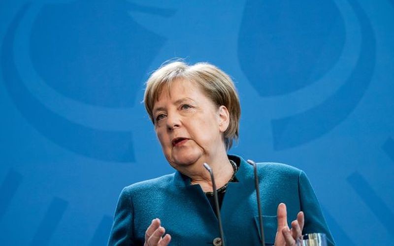 Thủ tướng Đức Angela Merkel kêu gọi EU sớm triển khai gói cứu trợ các nền kinh tế bị ảnh hưởng.