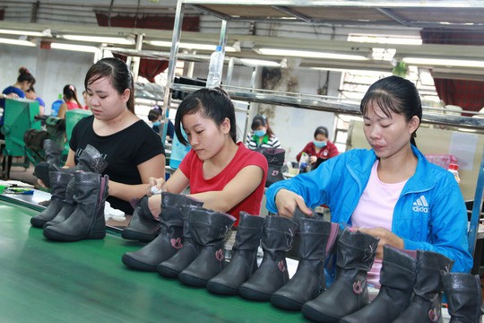 Tổng LĐLĐ Việt Nam khuyến cáo cần cân nhắc, xem xét tuổi nghỉ hưu của các đối tượng là công nhân trực tiếp sản xuất.