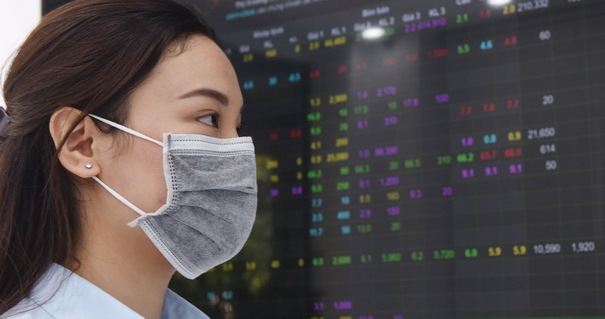 Sự “bán tín, bán nghi” dưới tác động của khó khăn kinh tế vẫn khiến các nhà đầu tư dè chừng.