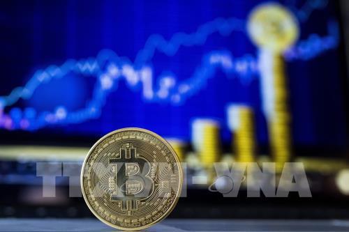 Trong ảnh (tư liệu): Đồng Bitcoin tại Tel Aviv, Israel. Ảnh: AFP/ TTXVN
