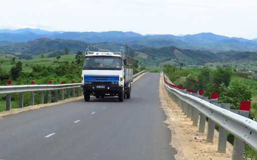 Quốc lộ 19C có lưu lượng lớn xe từ các tỉnh Đắk Nông, Đắk Lắk, Bình Định.