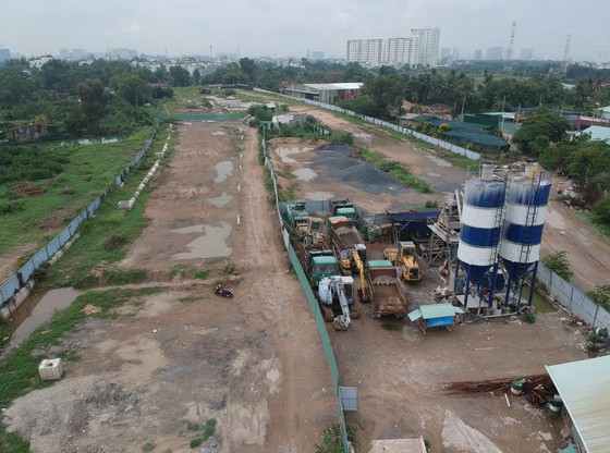 Mặt bằng, thủ tục cản trở dự án giao thông trọng điểm tại TP. Hồ Chí Minh.