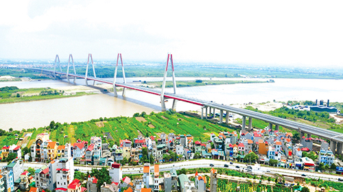 Cầu Nhật Tân, một công trình giao thông quan trọng của Thủ đô Hà Nội được xây dựng trong thời gian qua.