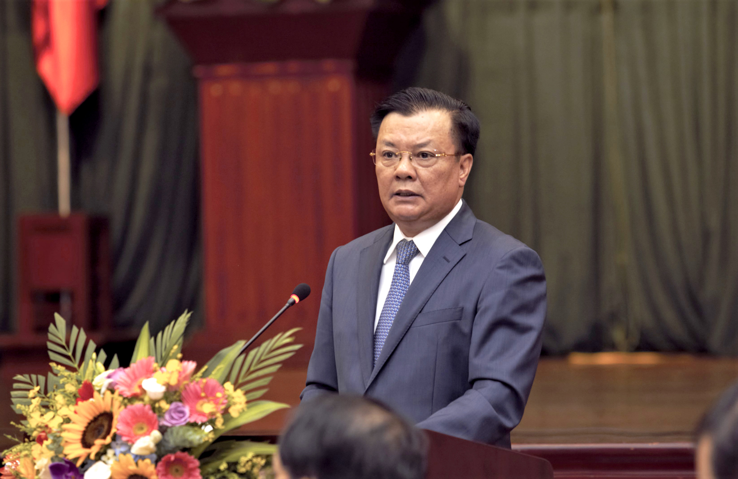 Bộ trưởng Bộ Tài chính Đinh Tiến Dũng phát biểu chỉ đạo tại hội thảo.