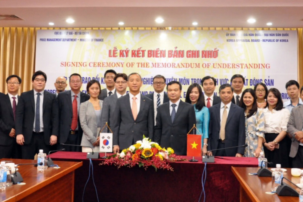 Việt Nam-Hàn Quốc tăng cường hợp tác trong lĩnh vực thẩm định giá bất động sản.