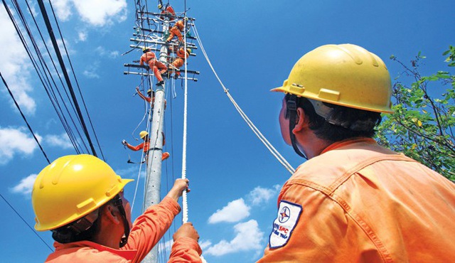 Bộ Công Thương và Tập đoàn Điện lực Việt Nam (EVN) đề xuất 2 phương án giá điện sinh hoạt.