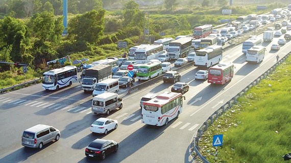Lưu lượng xe qua cao tốc TPHCM - Trung Lương mỗi ngày khá lớn.