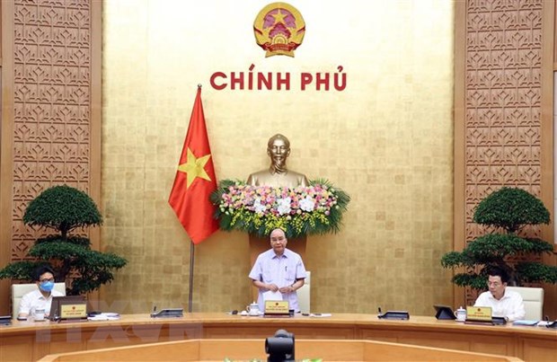 Thủ tướng Nguyễn Xuân Phúc, Chủ tịch Ủy ban Quốc gia về Chính phủ điện tử chủ trì cuộc họp.