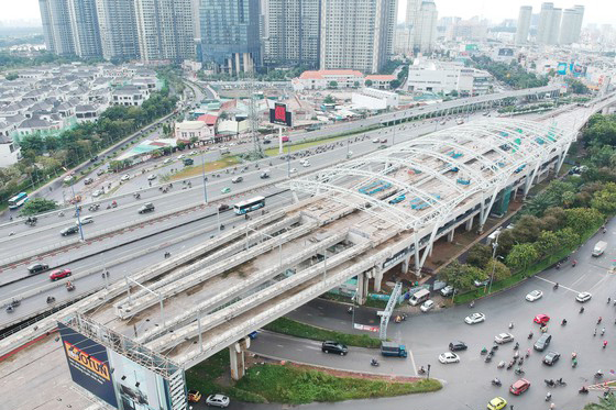 Metro Bến Thành - Suối Tiên đoạn qua đường Điện Biên Phủ.