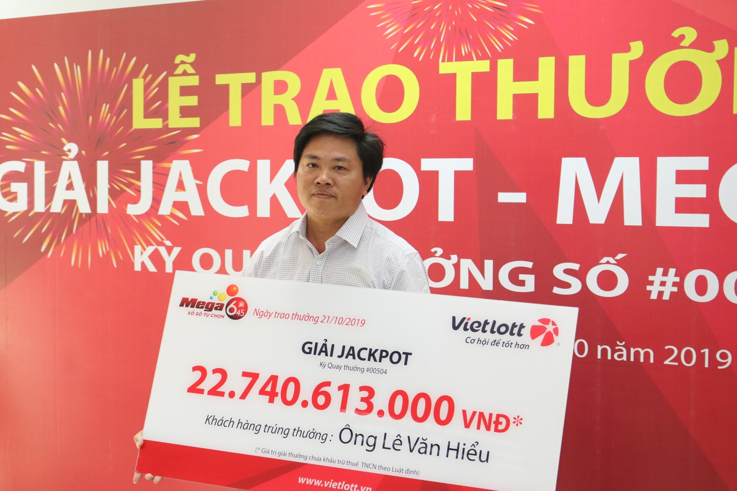 Anh Hiểu nhận giải Jackpot Mega 6/45 kỳ 504 trị giá gần 23 tỷ đồng.