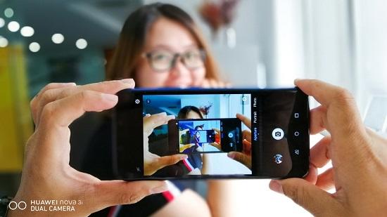 Vì sao Apple, Google, Samsung, Huawei, Xiaomi... đều tập trung phần lớn sáng tạo vào bộ phận camera trên smartphone?
