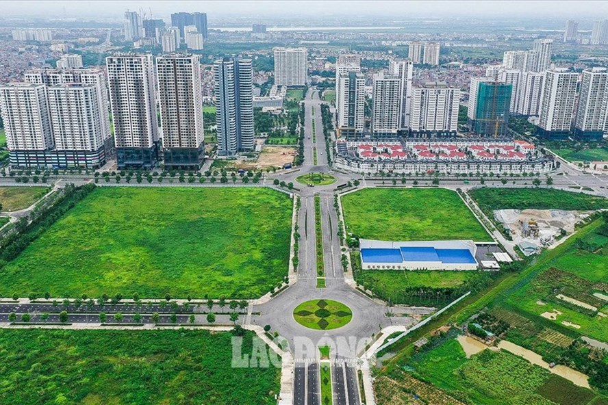 Đất ở TP. Hà Nội và TP. Hồ Chí Minh là 162 triệu đồng/m².