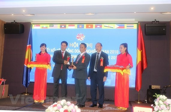 Hội nghị do Tạp chí Văn hóa doanh nhân, Trung tâm Nghiên cứu bảo tồn và phát huy văn hóa dân tộc Việt Nam và Tạp chí Văn hiến Việt Nam phối hợp tổ chức.