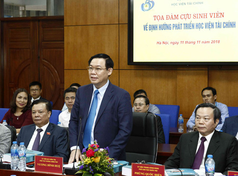 Phó Thủ tướng Vương Đình Huệ nêu nhiều ý kiến về phát triển Học viện Tài chính trong thời gian tới.