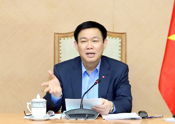 Phó Thủ tướng Vương Đình Huệ chủ trì cuộc họp. Ảnh: VGP/Thành Chung