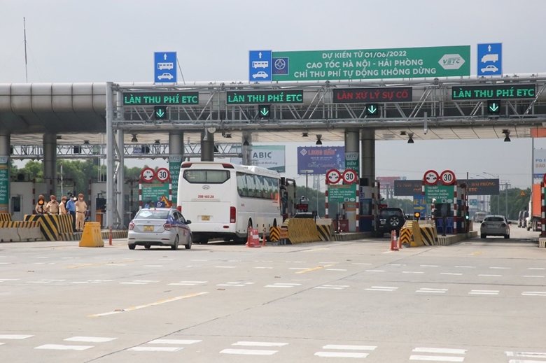  Trạm thu phí cao tốc Hà Nội - Hải Phòng tiên phong trong việc chỉ thu phí không dừng.