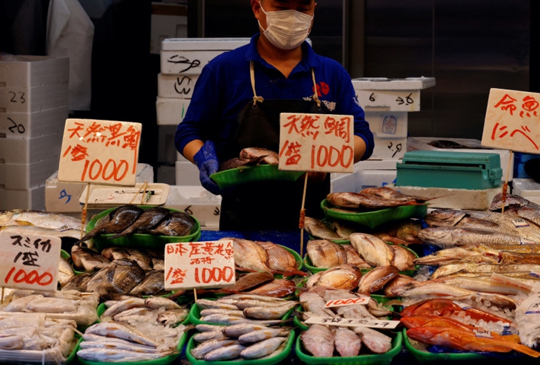 Tokyo ghi nhận lạm phát tăng nhanh nhất trong hơn 3 thập kỷ trong tháng 9/2022. Ảnh: Reuters.