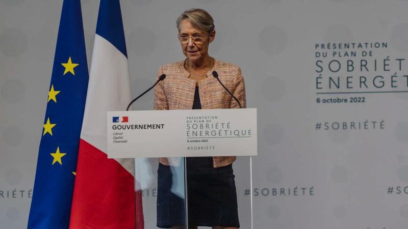 Thủ tướng Pháp Élisabeth Borne kỳ vọng kế hoạch này sẽ tạo ra "hiệu ứng tiết kiệm năng lượng lâu dài" trên toàn nước Pháp. Ảnh: Le Monde