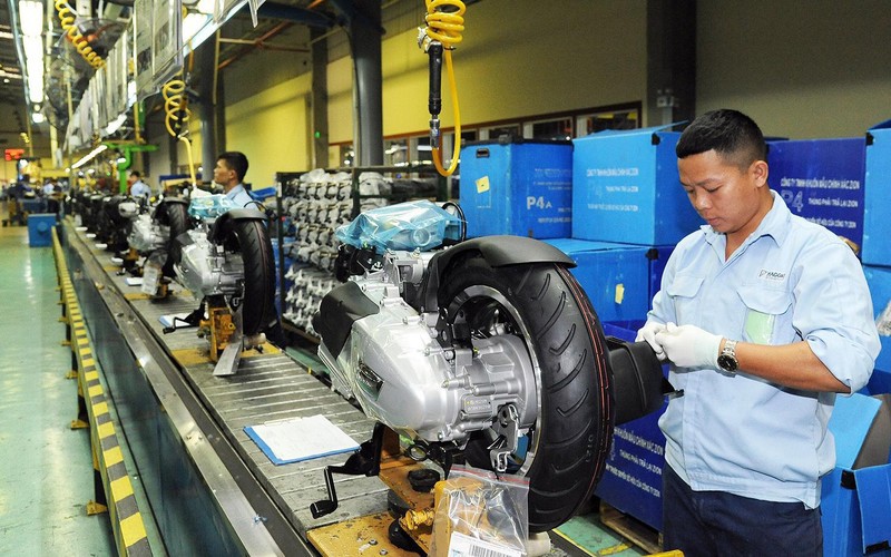 Sản xuất, lắp ráp xe máy tại Công ty TNHH Piaggio Việt Nam, Khu công nghiệp Bình Xuyên, tỉnh Vĩnh Phúc. Ảnh: Đức Anh