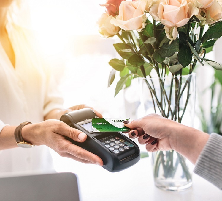 Thẻ chip contactless Vietcombank tăng an toàn, bảo mật thẻ và sự tiện lợi trong thanh toán, giao dịch