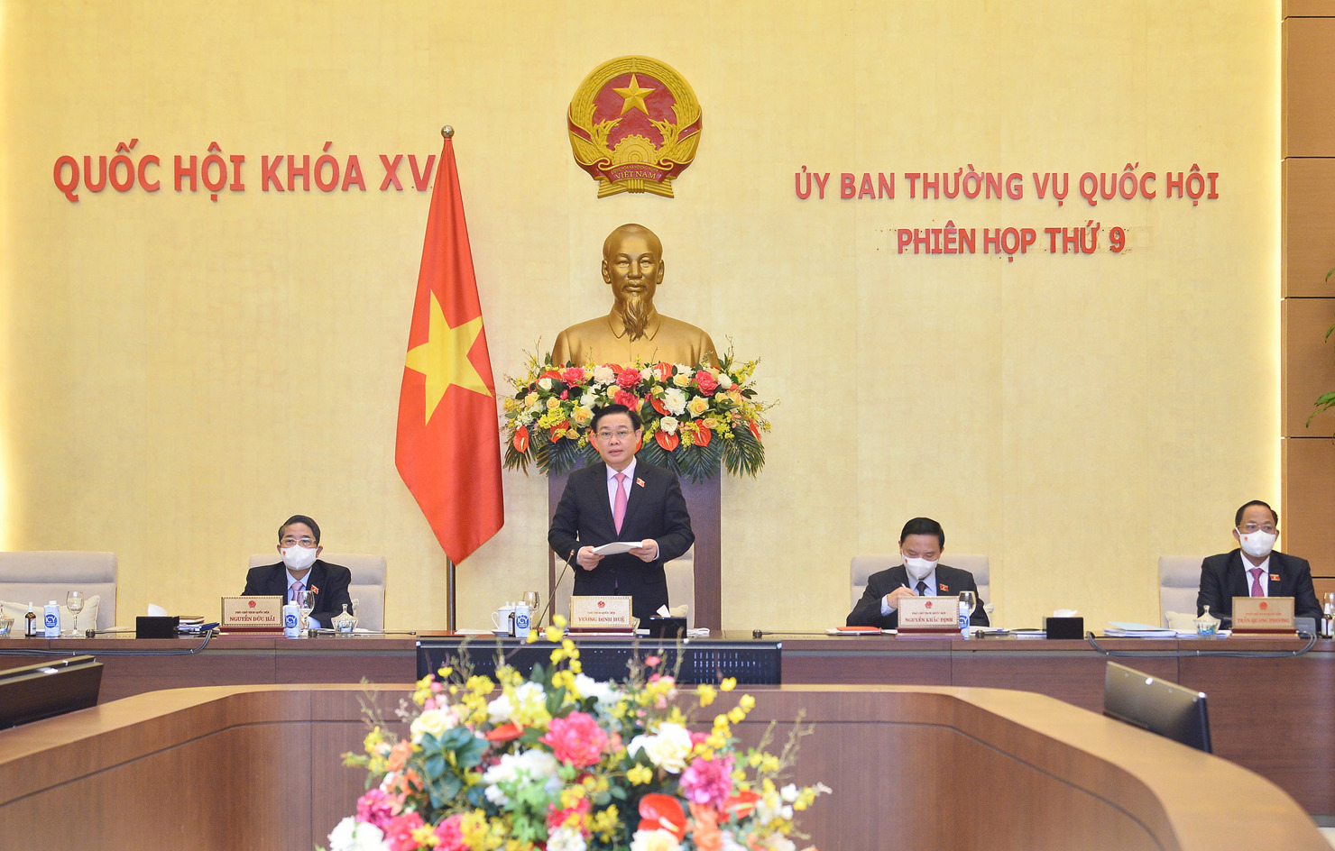 Chủ tịch Quốc hội Vương Đình Huệ phát biểu chỉ đạo tại Phiên họp thường kỳ thứ 9.