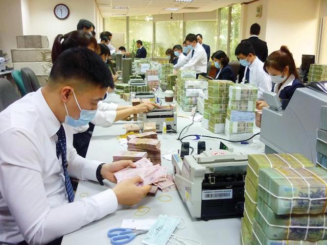 Chuyên gia nước ngoài nhìn nhận những chính sách kinh tế gần đây của Việt Nam dường như sẽ hữu hiệu đối với nền kinh tế.