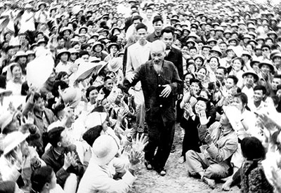 Chủ tịch Hồ Chí Minh luôn xem đại đoàn kết dân tộc là kim chỉ nam cho mọi hành động. Ảnh tư liệu